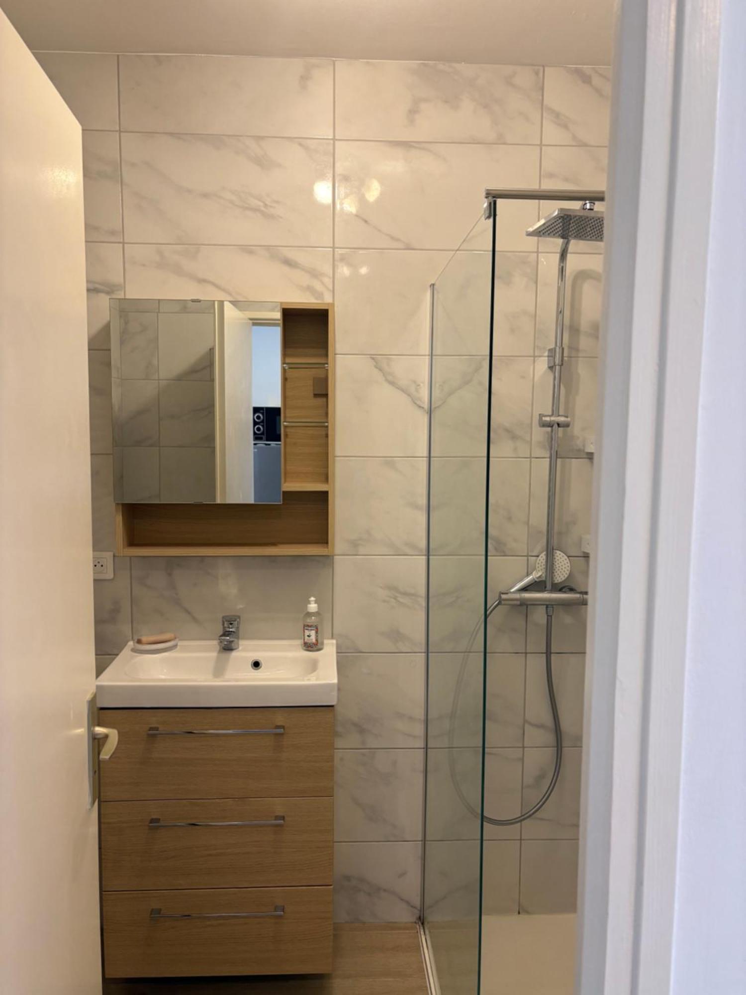 Moderne - Parking - Proche De La Apartamento Cannes